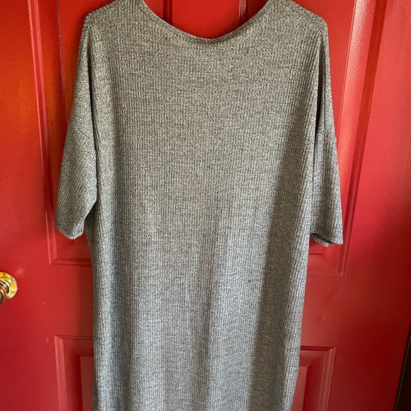 Lula Roe - Picture 3 of 8